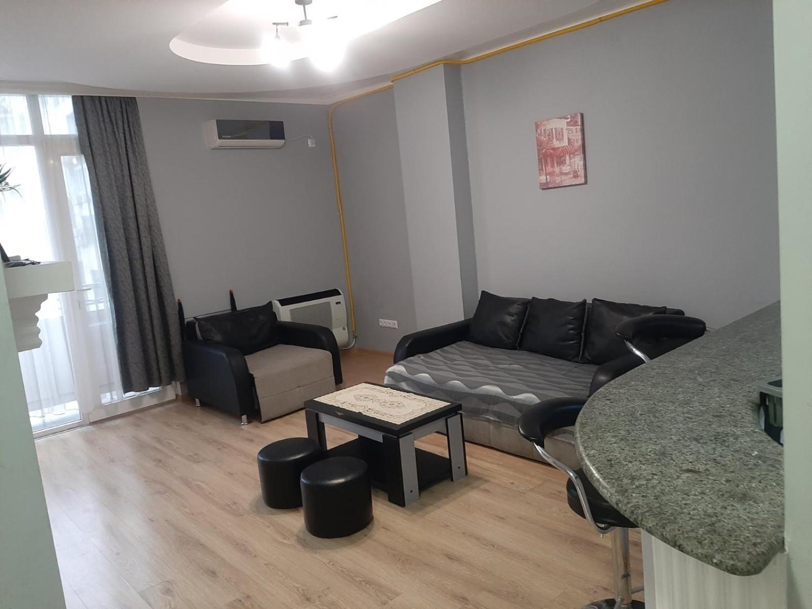 Apartment White Magnolia Batumi Exteriör bild